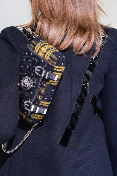Look 28